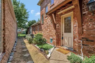 2312 Canyon Creek Dr, McKinney, TX 75072 - Photo 4