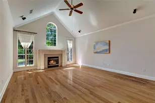 2312 Canyon Creek Dr, McKinney, TX 75072 - Photo 8