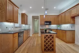 2312 Canyon Creek Dr, McKinney, TX 75072 - Photo 10