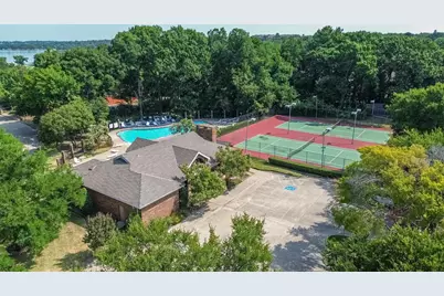 946 Briar Oaks Drive, Rockwall, TX 75087 - Photo 32