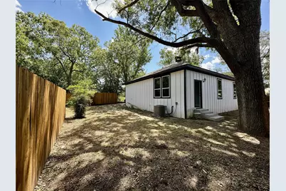 1007 E Broadway Street, Gainesville, TX 76240 - Photo 38