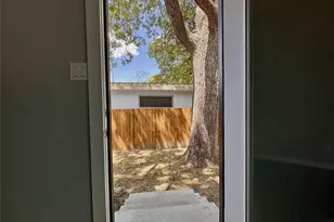 1007 E Broadway St, Gainesville, TX 76240 - Photo 34