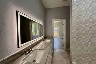 1007 E Broadway St, Gainesville, TX 76240 - Photo 32