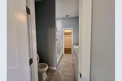 1007 E Broadway Street, Gainesville, TX 76240 - Photo 28