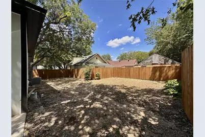 1007 E Broadway Street, Gainesville, TX 76240 - Photo 40