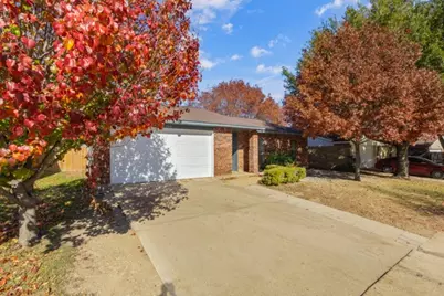 7319 Hedge Drive, Dallas, TX 75249 - Photo 2