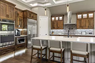 1203 Huntington Cove Ct, Granbury, TX 76048 - Photo 8