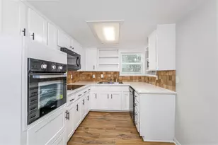 1924 N Edgewood Terrace, Fort Worth, TX 76103 - Photo 4