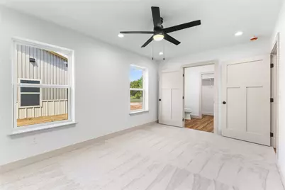 1107 E Navarro Avenue, Mart, TX 76664 - Photo 22