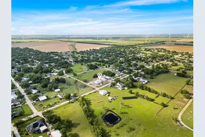 1107 E Navarro Avenue, Mart, TX 76664 - Photo 34