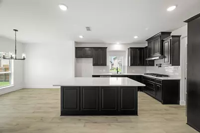 210 Tradd Street, Glenn Heights, TX 75154 - Photo 8