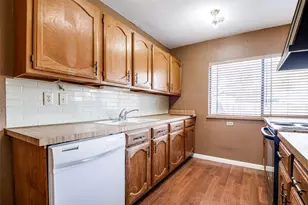 2953 San Diego Dr, Dallas, TX 75228 - Photo 10
