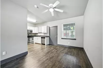 903 Fannin Street #101, Denton, TX 76201 - Photo 6