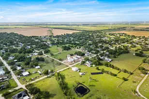 1105 E Navarro Ave, Mart, TX 76664 - Photo 34