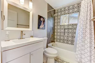 7002 Whispering Oaks Dr, Austin, TX 78745 - Photo 24