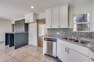 3705 Rockdale Dr, Dallas, TX 75220 - Photo 10