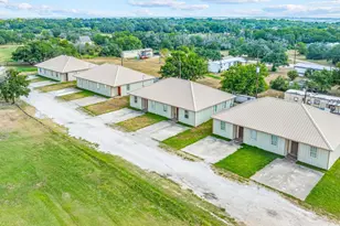 255 Baughman Hill Rd, Azle, TX 76020 - Photo 4