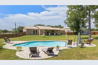 3119 Bob White Drive, Granbury, TX 76049 - Photo 2