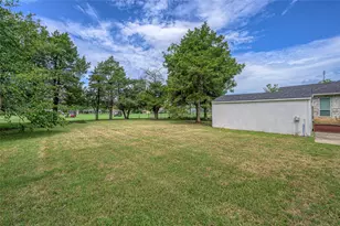 300 Navajo Trail, Gainesville, TX 76240 - Photo 30