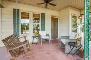 1107 E Marvin Ave, Waxahachie, TX 75165 - Photo 2