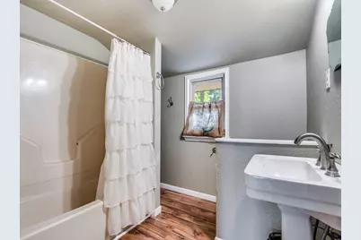 1107 E Marvin Avenue, Waxahachie, TX 75165 - Photo 18