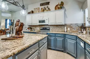 312 Sagebrush Ln, Waxahachie, TX 75165 - Photo 4