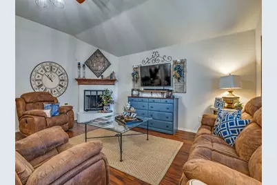 312 Sagebrush Lane, Waxahachie, TX 75165 - Photo 6