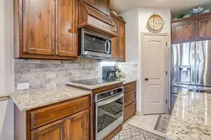 1688 Laramie Ln, Burleson, TX 76028 - Photo 14