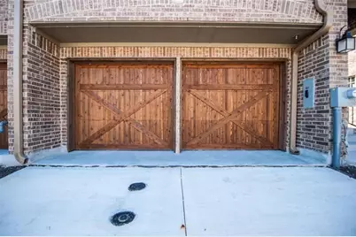555 Waterloo Drive, Lewisville, TX 75067 - Photo 2