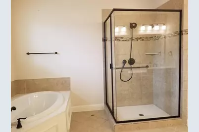 555 Waterloo Drive, Lewisville, TX 75067 - Photo 20