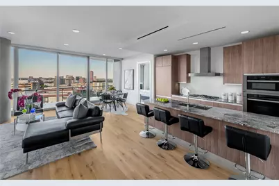 3130 N Harwood Street #1605, Dallas, TX 75201 - Photo 2