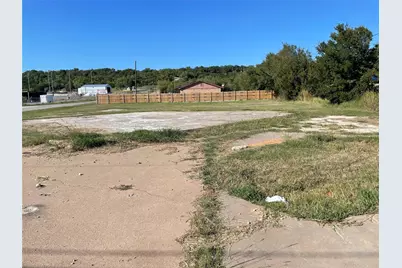 2320 Highway 180 W, Mineral Wells, TX 76067 - Photo 1