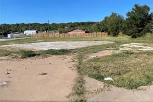 2320 Hwy 180 W, Mineral Wells, TX 76067 - Photo 1