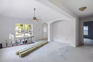 1106 N McKinney St, Ennis, TX 75119 - Photo 8