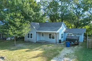 1106 N McKinney St, Ennis, TX 75119 - Photo 4