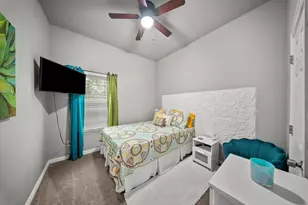 5312 Black Hawk St, Dallas, TX 75212 - Photo 12