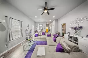 5312 Black Hawk St, Dallas, TX 75212 - Photo 8