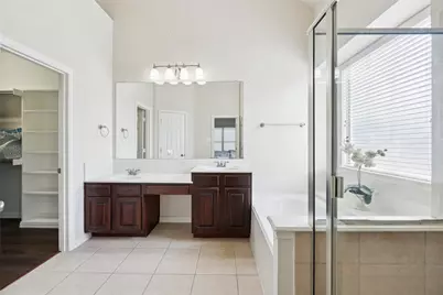 1057 Kaylie Street, Grand Prairie, TX 75052 - Photo 14