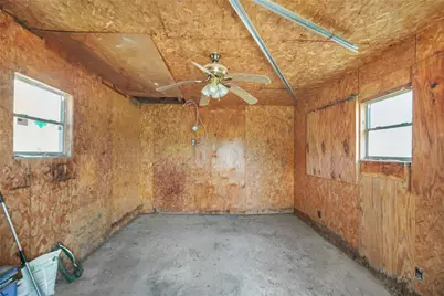 134 N 11th Street, Jacksboro, TX 76458 - Photo 20