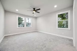 1220 E Leuda St, Fort Worth, TX 76104 - Photo 4