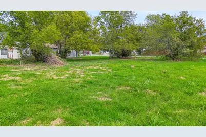 802 E 12th Avenue, Corsicana, TX 75110 - Photo 10