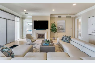 2828 Hood Street #907, Dallas, TX 75219 - Photo 4