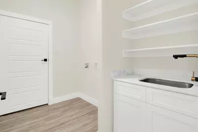 3725 Creek View Drive, McKinney, TX 75071 - Photo 16