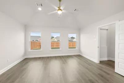 517 Geyser Trail, McGregor, TX 76657 - Photo 14