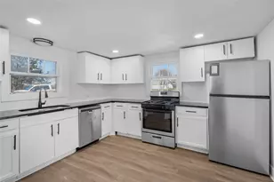 1301 S Scullin Ave, Denison, TX 75020 - Photo 1