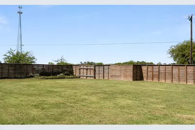 1002 Baker Lane, Mabank, TX 75147 - Photo 30
