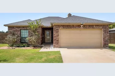 1002 Baker Lane, Mabank, TX 75147 - Photo 2