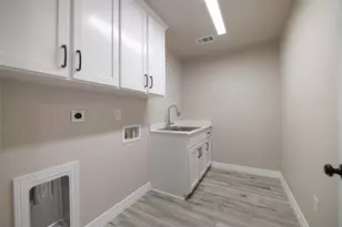 1404 Red Rock Rd, Hewitt, TX 76643 - Photo 20