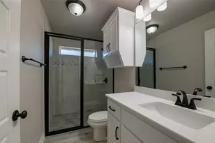 1404 Red Rock Rd, Hewitt, TX 76643 - Photo 6