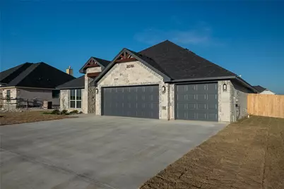 1404 Red Rock Road, Hewitt, TX 76643 - Photo 2